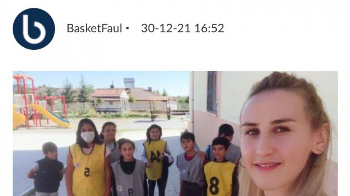 Beden Eğitimi Öğretmenimiz Nimet EZGİN'in Başarıları Basketfaul'de Haber Oldu